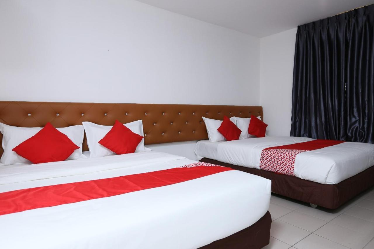 Oyo 89672 Eg Hotel Jj Johor Bahru Exterior photo